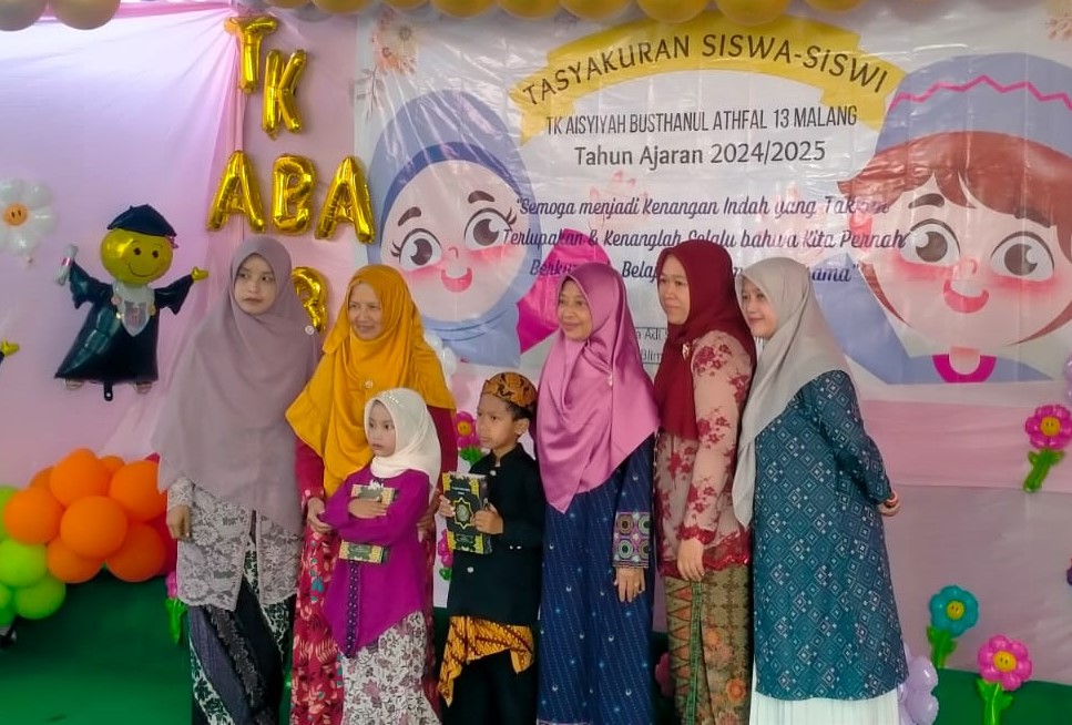Penuh Haru Tasyakuran Siswa Kelas B TK ABA 13 Malang, Tampilkan Seni Hingga Tahfidz 1