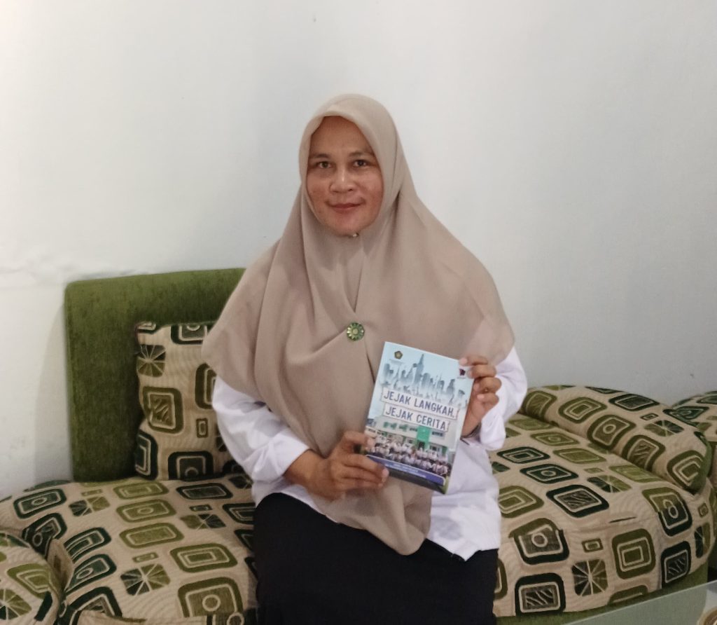 Jejak Langkah Jejak Cerita, Antologi Siswa SMP M-One Sumberpucung Bukti Literasi Unggul    1