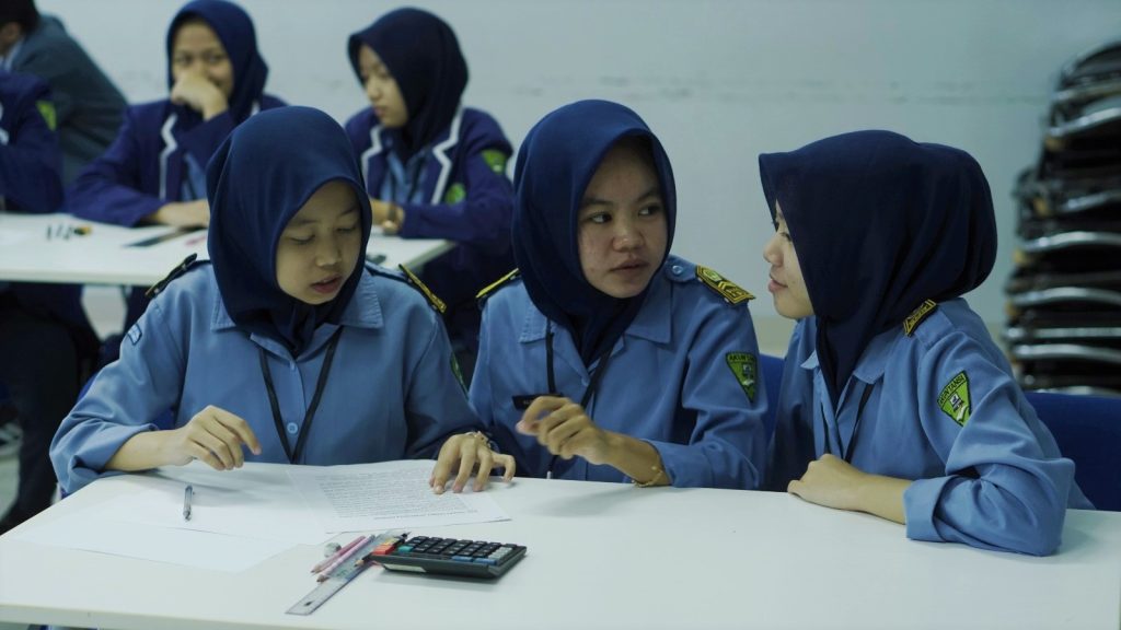 Antusias Pelajar SMA-Sederajat Kompetisi Olimpiade Akuntansi UM Bandung 3