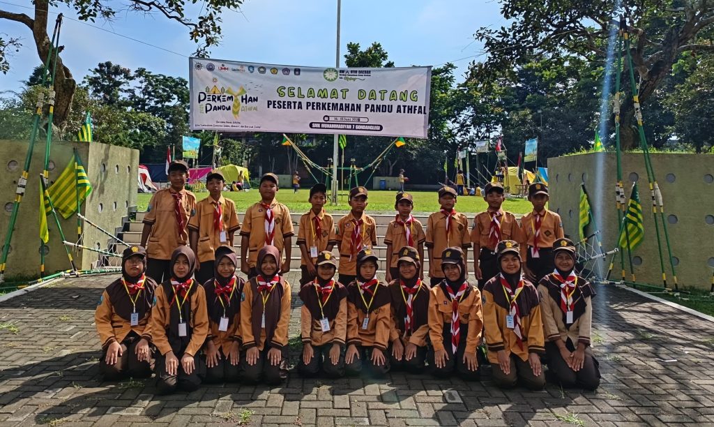 MD2 Elementary Sumberpucung Juara Umum Kemah Hizbul Wathan Kabupaten Malang 1