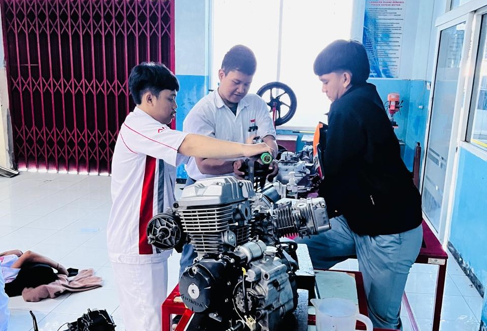 Siswa TSM SMK Mugas Pembekalan PKL, Selesai PKL Siap Kerja 2