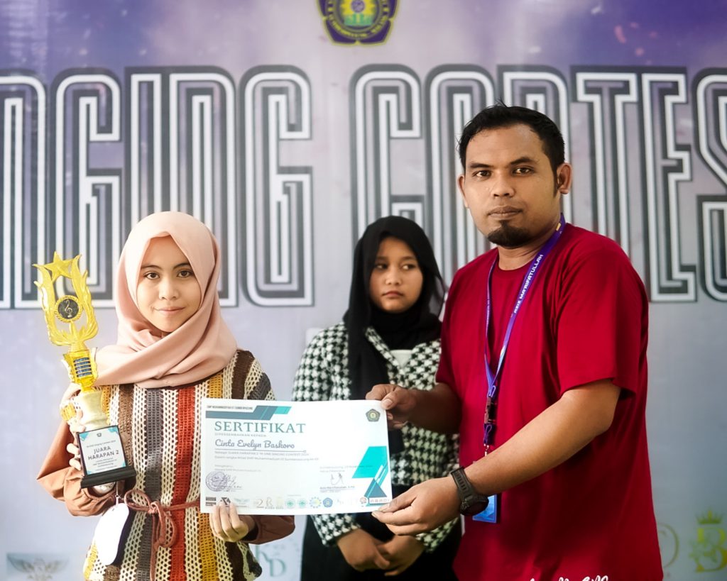 Gus Aziz, Musisi-Guru SMP M-One Sumberpucung Sukses Wujudkan Siswa Prestasi Seni 2