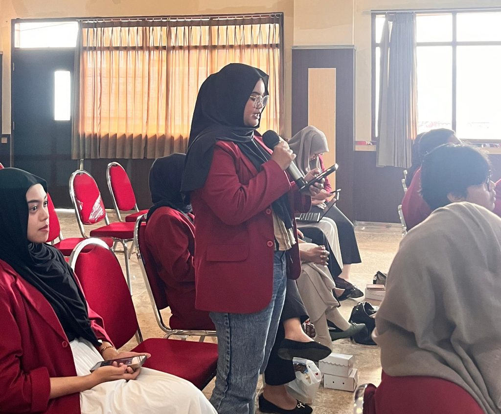 Hadirkan Birokrat-Akademisi Prodi Ekonomi Pembangunan UMM Bahas Pemerintahan Modern Berbasis Data 3