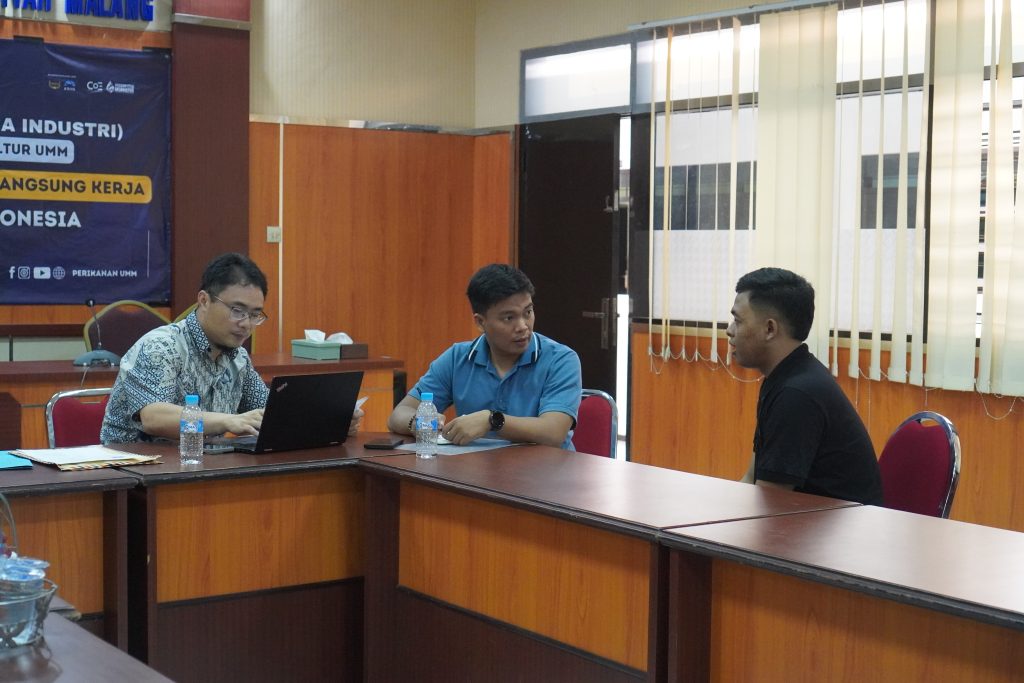 Unggul Akademik-Kompetensi Praktik, Tri Wahyu Belum Lulus Prodi Akuakultur UMM Rintis Karir Teknisi Tambak Modern PT Haida  1