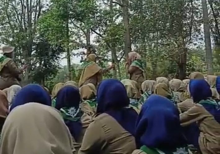 Qobilah HW SMK Mugas Raih Finest Dedication Kemah Besar Jatim 1