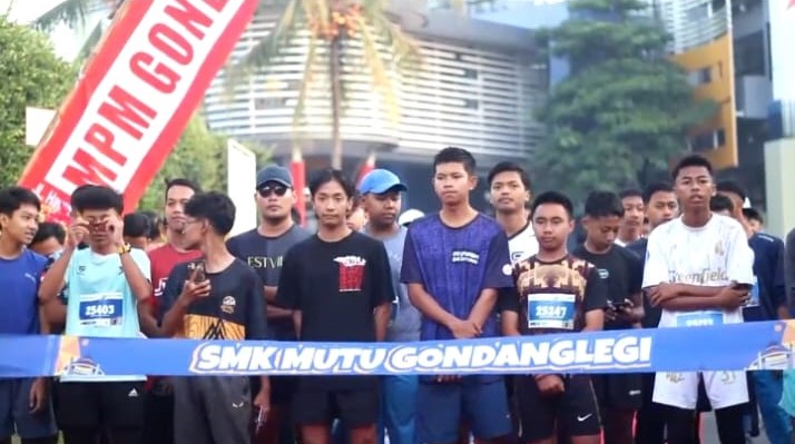 Spektakuler, Ribuan Peserta SMK Mutu Fun Run Guncang Gondanglegi 3 Spektakuler, Ribuan Peserta SMK Mutu Fun Run Guncang Gondanglegi 3