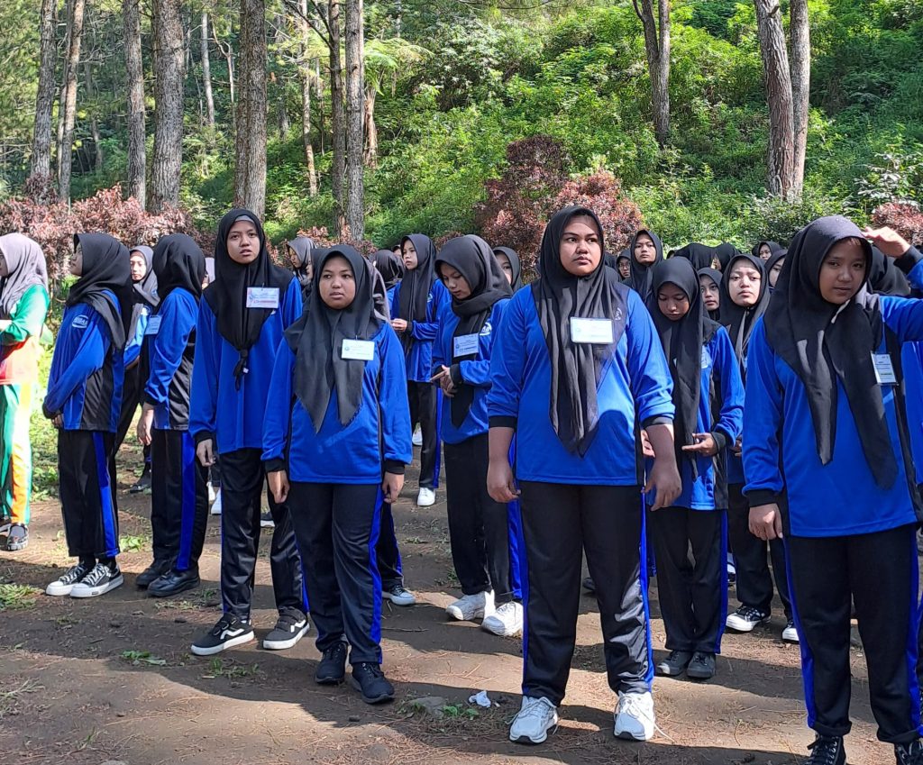 Closing MPLS SMK Mugas Siswa Baru Outbond, Game Edukasi-Jaring Minat Bakat    2