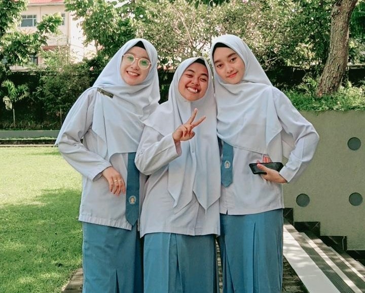 Renda Nisjma Alumni Keperawatan SMK Mutu Gondanglegi Raih Gelar Dokter 1