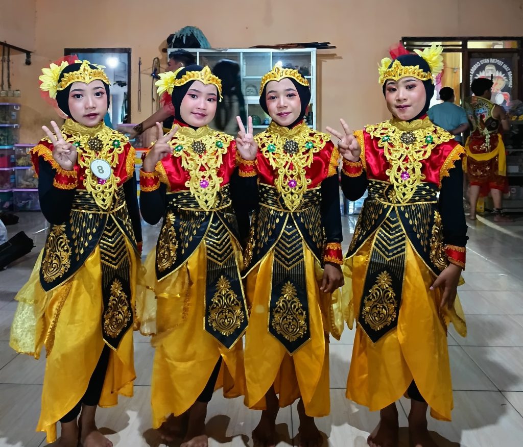 Siswa MD2 Elementary Sumberpucung Juara Tari Kabupaten Malang 1 Siswa MD2 Elementary Sumberpucung Juara Tari Kabupaten Malang 1