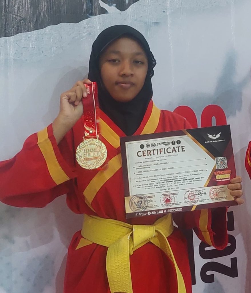 Lazuardi-Fallysha, Dua Siswa SMK Mugas Juara Tapak Suci Student National Championship 1
