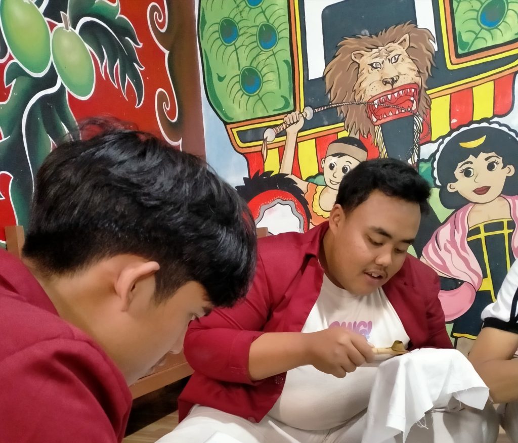 Smamuda Sumberpucung-Windyas Club Malang Akhir Pekan Berkualitas Melalui Karya Batik 1 Smamuda Sumberpucung-Windyas Club Malang Akhir Pekan Berkualitas Melalui Karya Batik 1