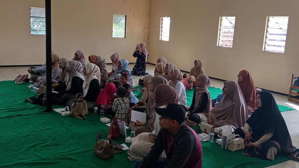 Wali Murid TK ABA 13 Malang Parenting Peran Orang Tua Dalam Mengatasi Hambatan Komunikasi Pada Anak Usia Dini 3