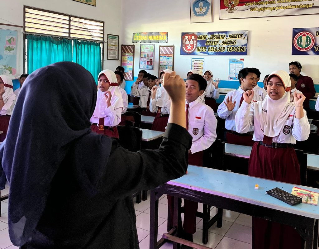 PMM UMM Sosialisasi Anti  Bullying-Kebersihan Masa Puber Siswa SDN 1 Saptorenggo 2