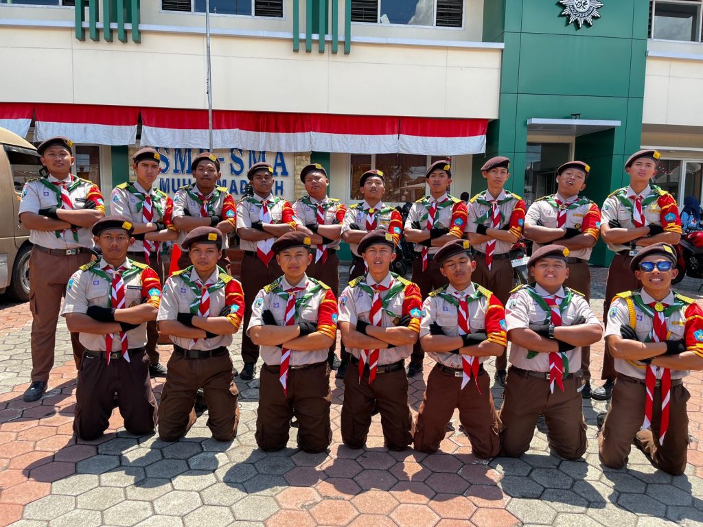 Regu Putra-Putri Smamuda Sumberpucung Juara Satu Gerak Jalan HUT RI 80 1 Regu Putra-Putri Smamuda Sumberpucung Juara Satu Gerak Jalan HUT RI 80 1