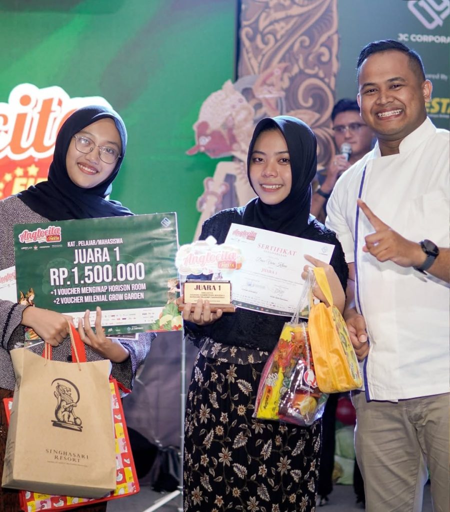 Dewi Vara-Kartika Siswa SMK Mugas Juara Anglocita Cooking Competition 3
