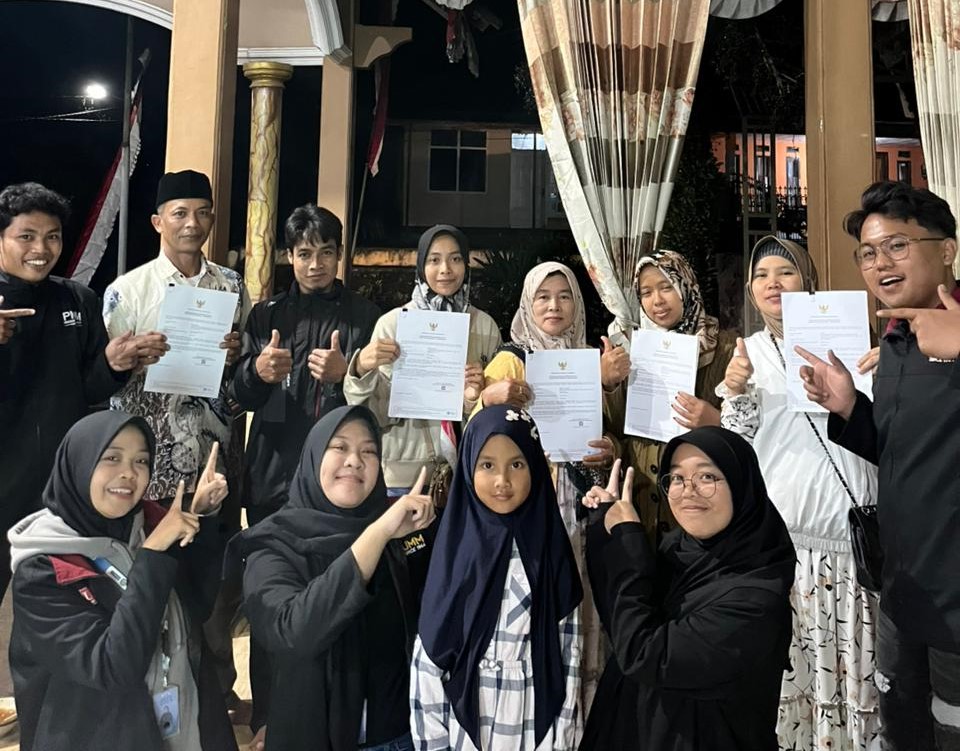 Mahasiswa Ekonomi Syariah UMM Wujudkan Puluhan UMKM Bendosari Dapat NIB-Sertifikat Halal 2