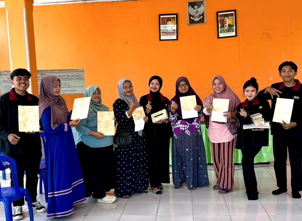 Mahasiswa UMM Ubah Klobot Jagung Jadi Peluang Usaha-Produk Khas Desa Bengkelo Lor 4