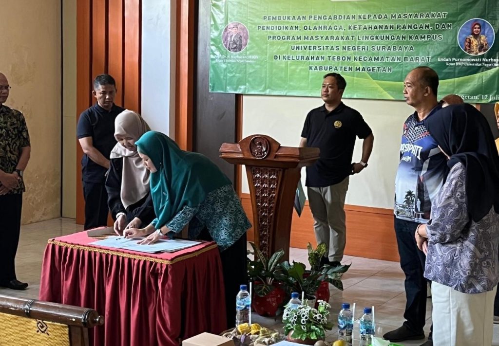 Tim PKM Dosen UNESA Penguatan Kemandirian Ekonomi Bagi Anggota PKK Desa Tebon Magetan 1