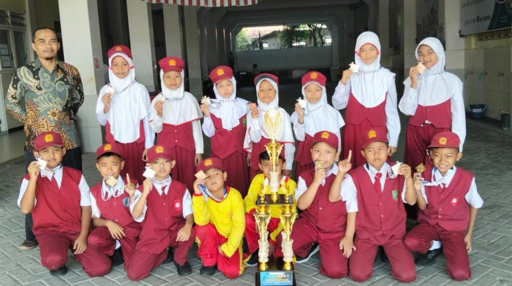 Atlit Tapak Suci MD2 Sumberpucung Borong 16 Medali, Sukses Juara Umum Kanjuruhan Fighter Competition 1