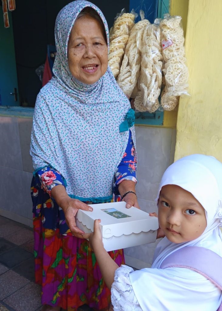 Siswa TK ABA 13 Malang Aksi Filantropi Bersama Lazismu Memperingati Maulid Nabi 3