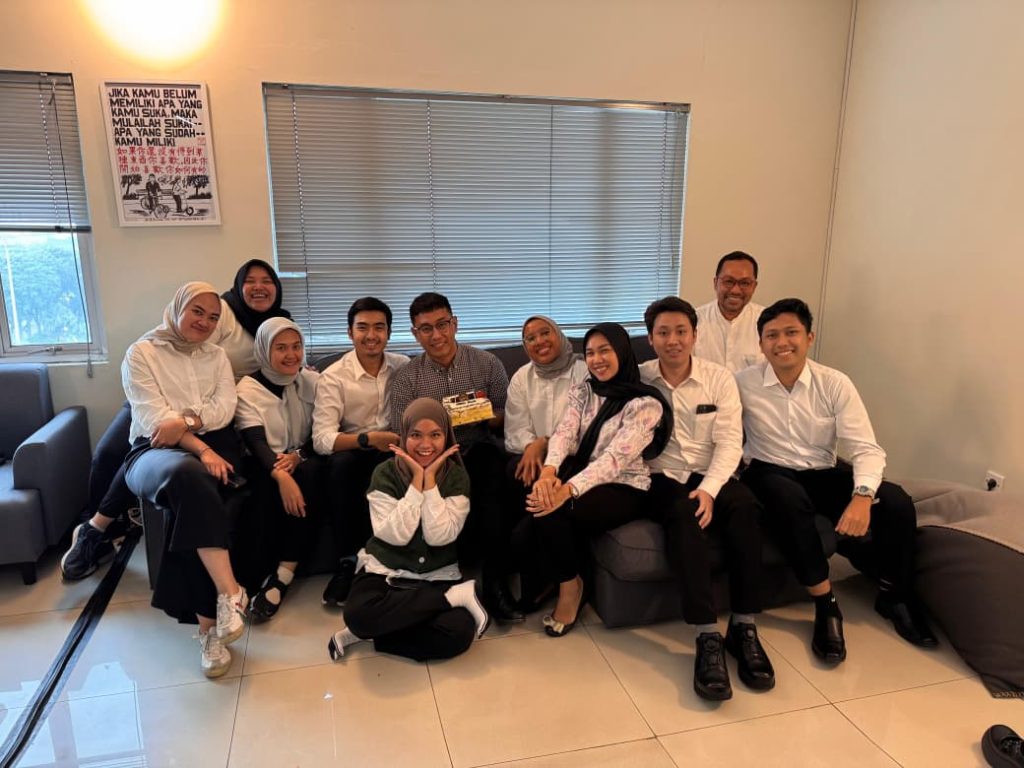 Avilla Alumni EP UMM, Peraih Beasiswa WSB University Poznan Polandia, Sekarang di Kemenko PMK 1