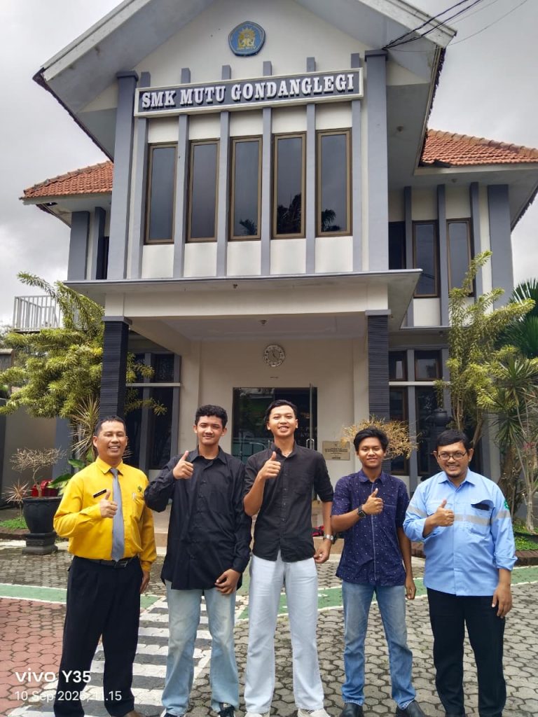 Belum Wisuda, Siswa SMK Mutu Gondanglegi Sudah Kerja di PT HPIA 1