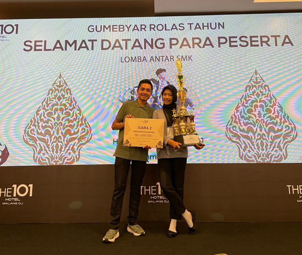 Ayu Hanifa Siswa Perhotelan SMK Mutu Gondanglegi Juara Making Bed Antar SMK se Jatim 1