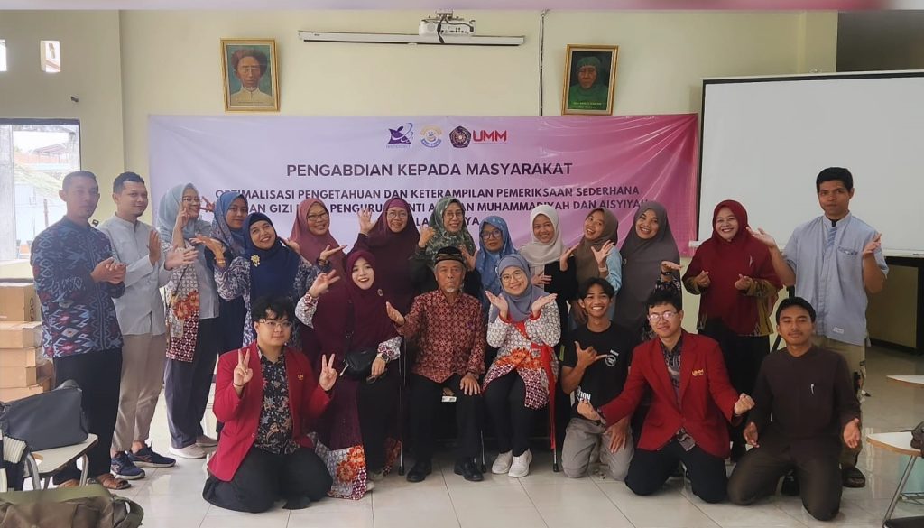 Peningkatan Kapasitas Kader Panti Asuhan: Dosen UMM Gelar Pelatihan Pemeriksaan Mata dan Gizi Anak-Anak Panti Asuhan 3 Peningkatan Kapasitas Kader Panti Asuhan: Dosen UMM Gelar Pelatihan Pemeriksaan Mata dan Gizi Anak-Anak Panti Asuhan 3