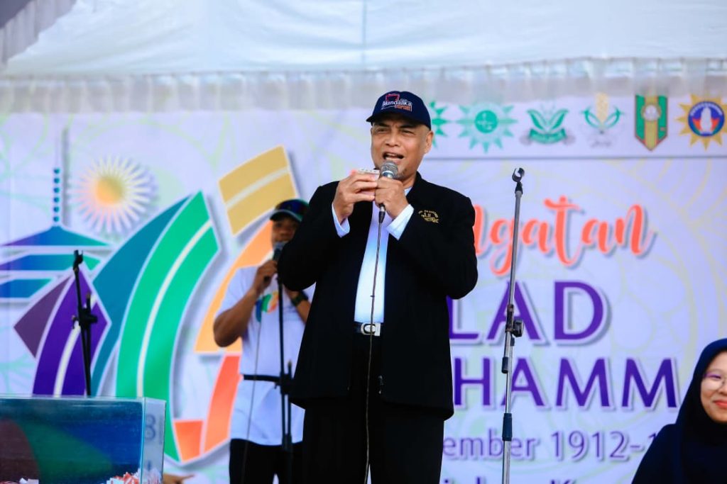 Ribuan Peserta Jalan Sehat Milad Muhammadiyah 113, PCM Sumberpucung Eratkan Ukhuwah Islamiyah 3 Ribuan Peserta Jalan Sehat Milad Muhammadiyah 113, PCM Sumberpucung Eratkan Ukhuwah Islamiyah 3