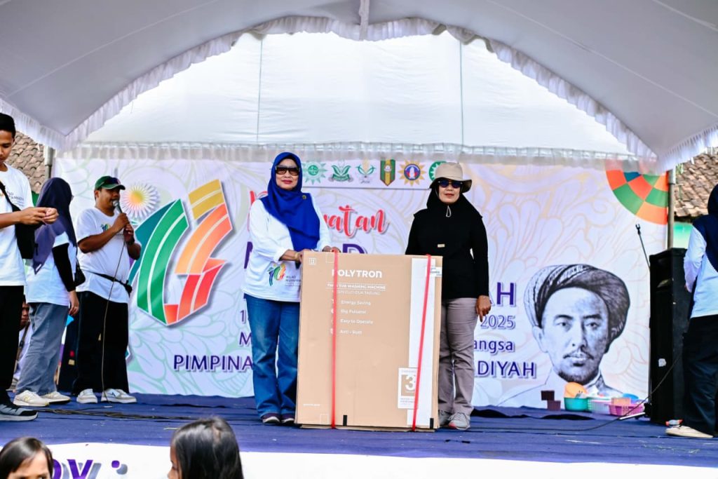 Ribuan Peserta Jalan Sehat Milad Muhammadiyah 113, PCM Sumberpucung Eratkan Ukhuwah Islamiyah 1 Ribuan Peserta Jalan Sehat Milad Muhammadiyah 113, PCM Sumberpucung Eratkan Ukhuwah Islamiyah 1
