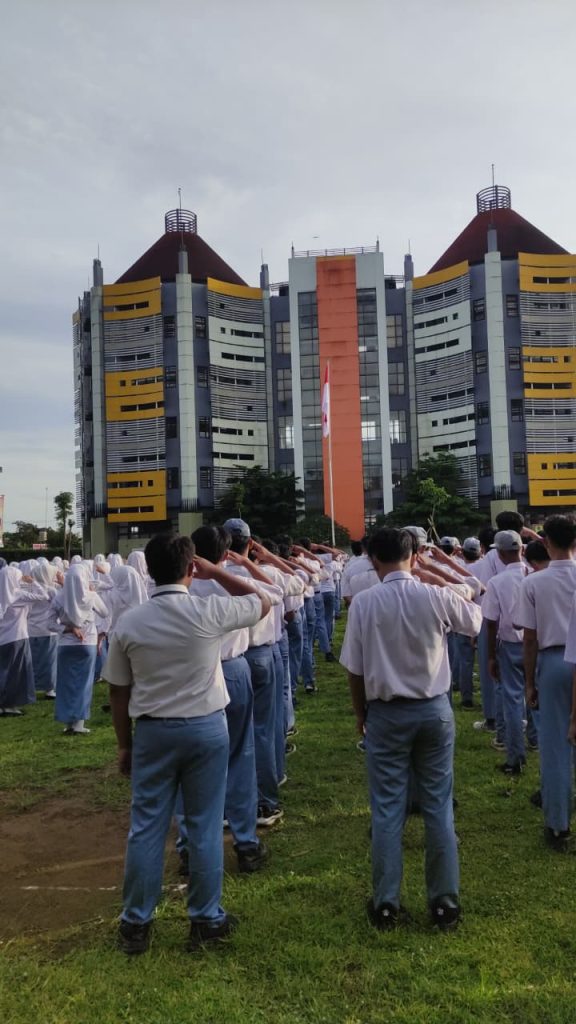 Hari Baru Telah Datang, Bunga Masa Depan, Sambut Perubahan, Bintang Anak Zaman SMK Mutu Gondanglegi 2026 Membangun Peradaban Gemilang 2