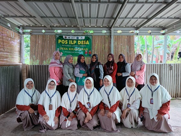 Peran Aktif di Posyandu, Mahasiswi KKNT 38 Unida Gontor Tingkatkan Kesehatan Ibu-Anak Desa Krandegan   2