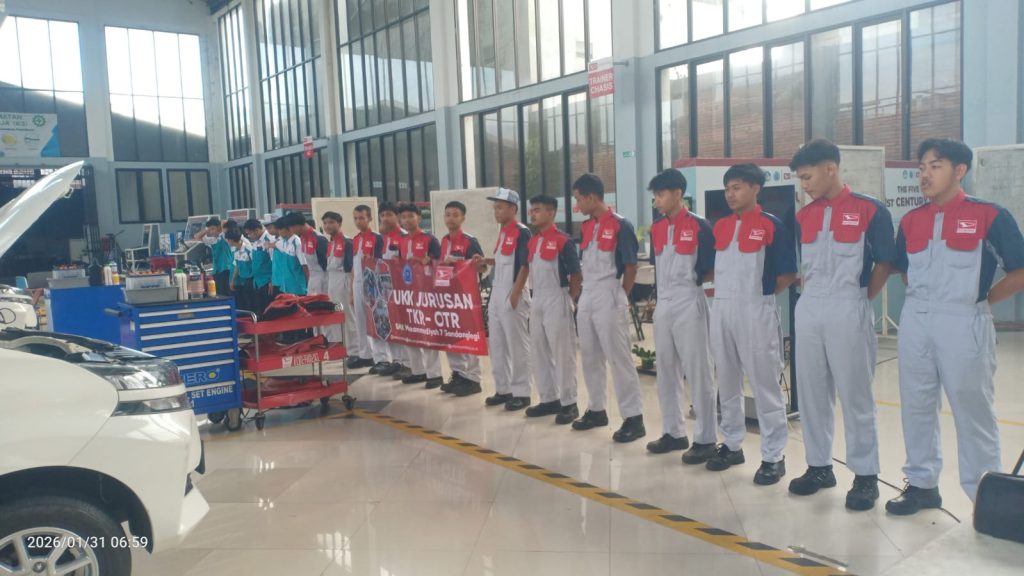Lolos Tingkat Jatim, 20 Siswa Jurusan TKR-OTR SMK Mutu Gondanglegi USK Nasional 1 Lolos Tingkat Jatim, 20 Siswa Jurusan TKR-OTR SMK Mutu Gondanglegi USK Nasional 1