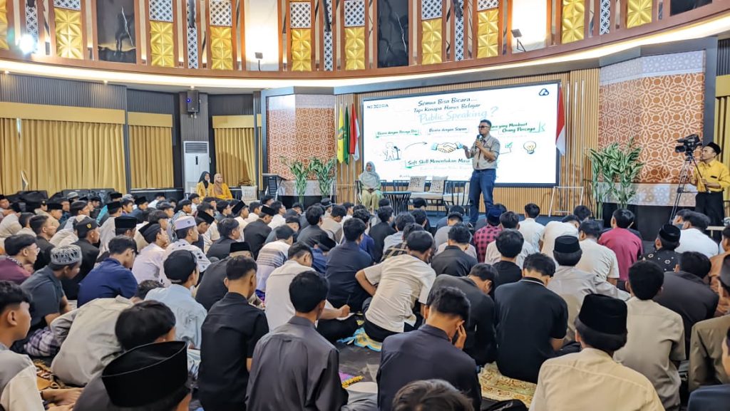 Bedah Enam Prinsip Qaulan, Materi Pondok Ramadhan SMK Mutu Gondanglegi Wujudkan Masa Depan Cemerlang dari Komunikasi 1