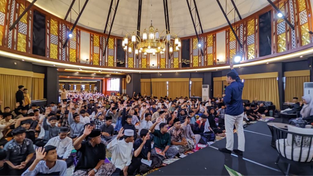 Hadirkan Kaprodi PAI UMM, Siswa SMK Mutu Gondanglegi Minadzulumati Ilannur-Wujudkan Qolbun Salim 1