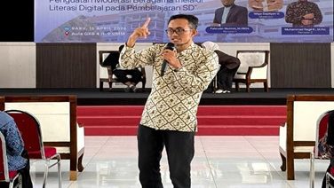 Kuliah Tamu PGSD UMM Bahas Modesta, Penguatan Moderasi Beragama Melalui Literasi Digital Pada Pembelajaran SD 3