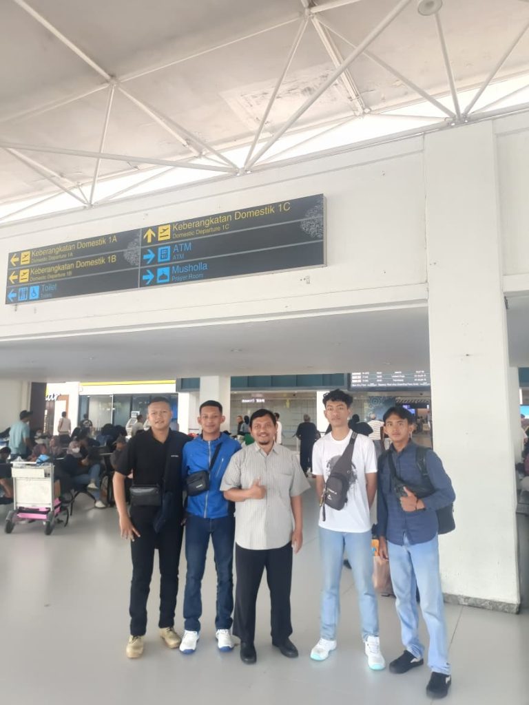 BKK SMK Mutu Gondanglegi Lepas Siswa-Alumni Kerja di PT HPI Kalbar 2