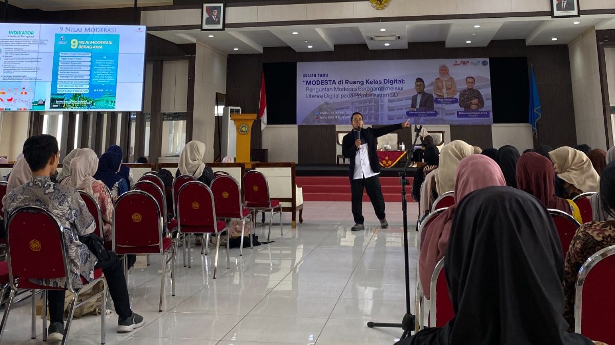 Perkuat Toleransi di Era Gen-Z, Mahasiswa PGSD UMM Bedah Strategi MODESTA di Ruang Kelas Digital 1