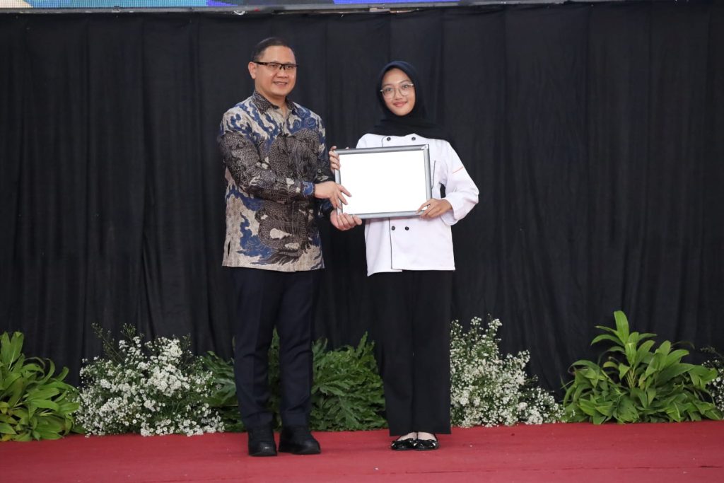 Raih Omzet Terbesar, SMK Mugas Juara Awarding Ajang Talenta dan Prestasi Insan Cendekia Cabdin Kabupaten Malang 1