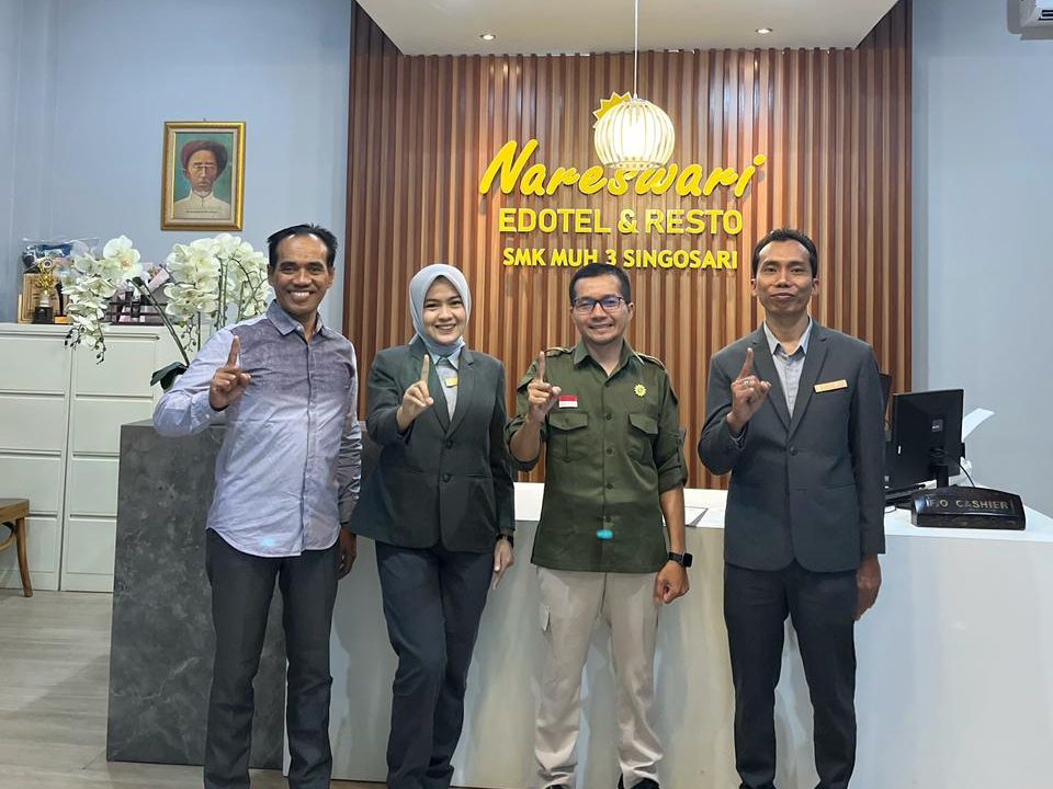 Usai MoU SMK Mugas-Horison Hotel, Langsung Pembekalan Eksternal Bersama GM dan HRD 1 Usai MoU SMK Mugas-Horison Hotel, Langsung Pembekalan Eksternal Bersama GM dan HRD 1