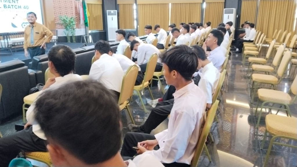 252 Pendaftar 26 Siswa Lolos Interview UT School 2 252 Pendaftar 26 Siswa Lolos Interview UT School 2