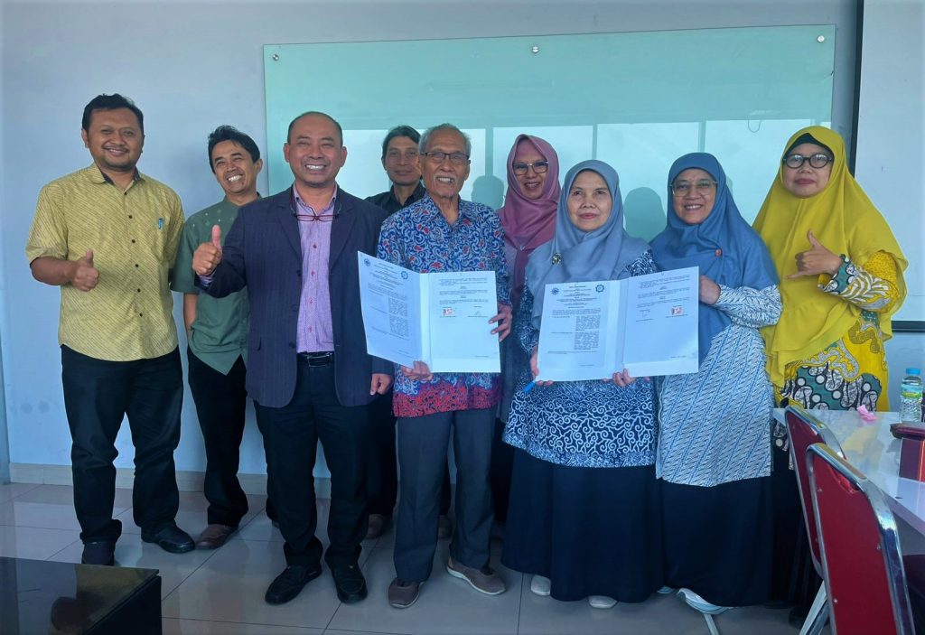 FAI Universitas Muhammadiyah Bandung-PWM Jabar MoU Gerakan Subuh Mengaji 1
