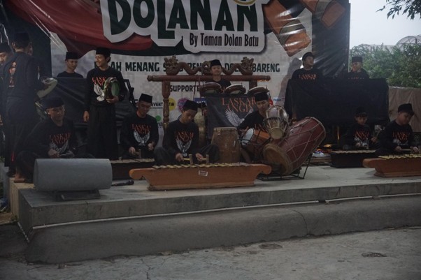 Mahasiswa Ilmu Komunikasi UMM Gelar Festival Dolanan Hidupkan Kembali Permainan Tradisional 3