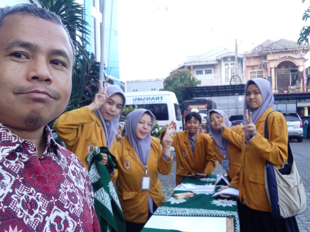 Murid Baru SMK Mugas Pembekalan MPLS, Wali Murid Baru Hadir Sosialisasi Jadwal Fortasi dan Program Sekolah 3 Murid Baru SMK Mugas Pembekalan MPLS, Wali Murid Baru Hadir Sosialisasi Jadwal Fortasi dan Program Sekolah 3
