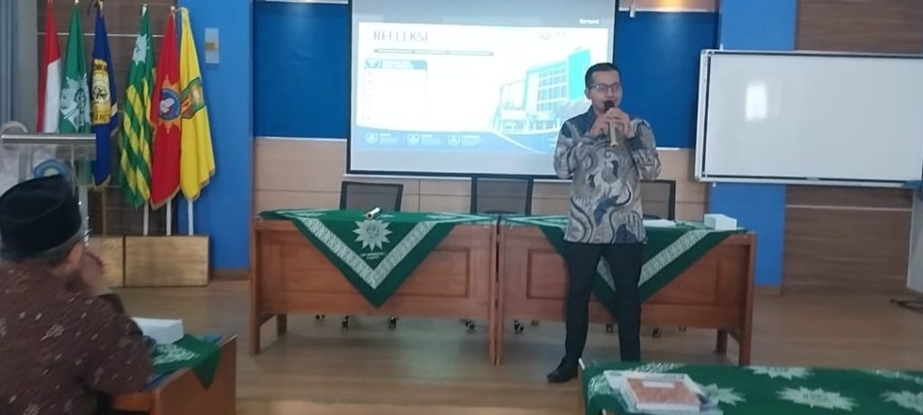 SMK Mugas-Dikdasmen PDM Kabupaten Malang dan PCM Singosari Rakor Sekaligus Evaluasi, Plus Reward Dua Guru 1 SMK Mugas-Dikdasmen PDM Kabupaten Malang dan PCM Singosari Rakor Sekaligus Evaluasi, Plus Reward Dua Guru 1
