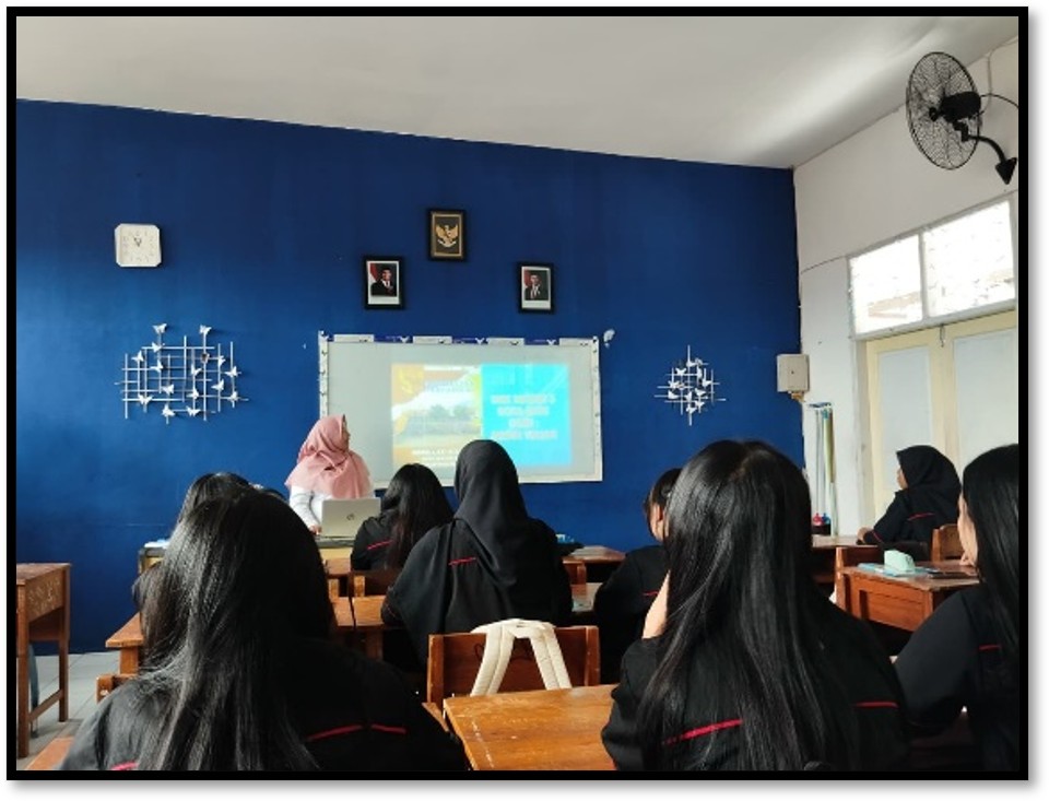 Gadis Ceria Hadirkan Pembelajaran Pendidikan Pancasila Interaktif di SMKN 3 Batu 1 Gadis Ceria Hadirkan Pembelajaran Pendidikan Pancasila Interaktif di SMKN 3 Batu 1