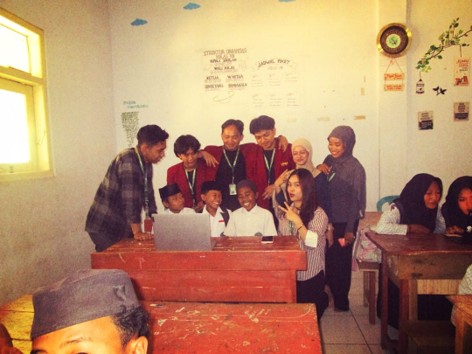 From Canva to Product, Bukti KKN 129 UMM Berdampak  Ubah Kreativitas Siswa MTs Miftahul Ulum Memiliki Nilai Jual 2