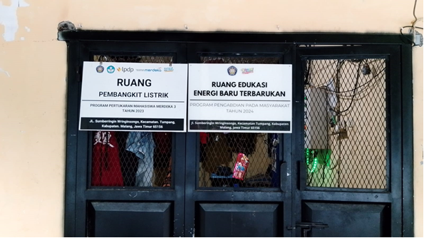 Wujudkan Real Edu-Wisata Sumberingin, Tim PPM Polinema Hadirkan Papan Informasi Multimedia PLTMH 2