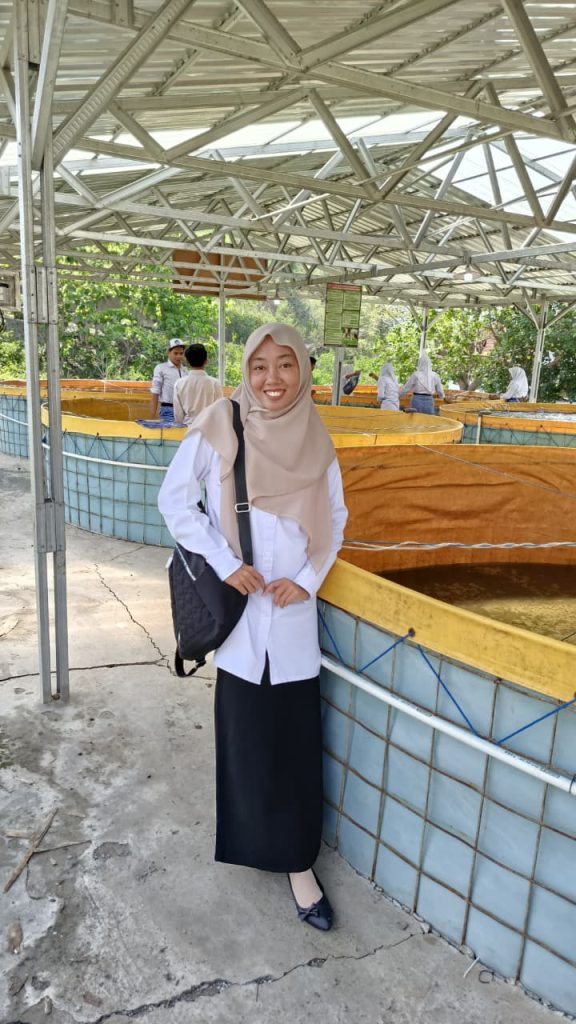 Sandang Prestasi Akademik Alumni Prodi Akuakultur UMM Sukses Guru Perikanan 2 Sandang Prestasi Akademik Alumni Prodi Akuakultur UMM Sukses Guru Perikanan 2