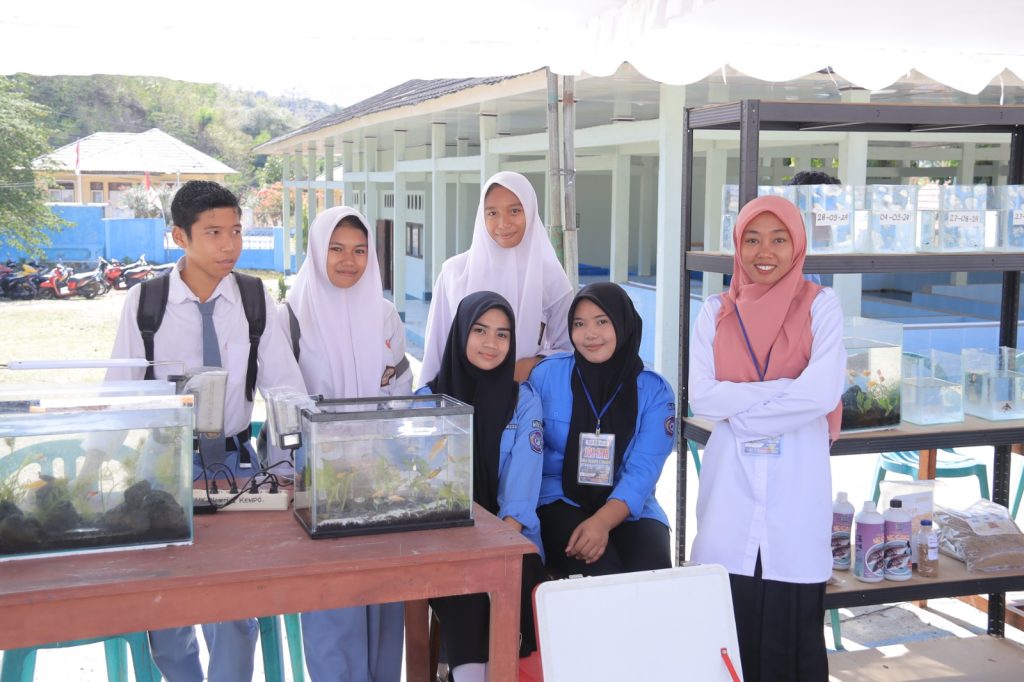 Sandang Prestasi Akademik Alumni Prodi Akuakultur UMM Sukses Guru Perikanan 1 Sandang Prestasi Akademik Alumni Prodi Akuakultur UMM Sukses Guru Perikanan 1